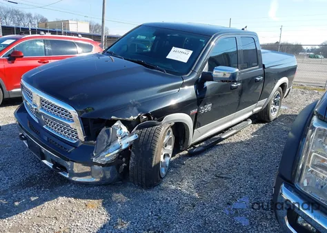 2017 Ram 1500 Laramie 4X4 6'4 Box из США, поврежденный, VIN 1C6RR7JT5HS853760